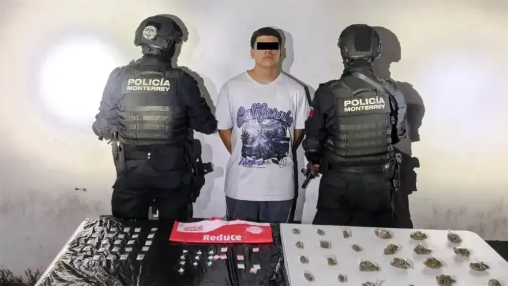 Joven detenido con 75 dosis de droga en bolsa ecológica Monterrey | Diario Monterrey Online Joven detenido con 75 dosis de droga en bolsa ecológica Monterrey | Diario Monterrey Online