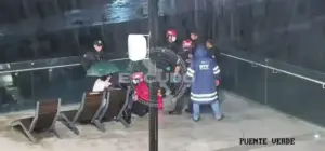 Policía de Monterrey rescata a mujer del Puente Verde Morones Prieto | Diario Monterrey Online